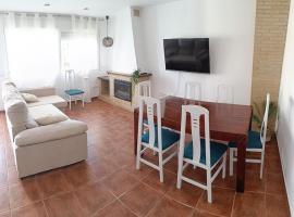 Cozy townhouse in Soneja, khách sạn ở Soneja