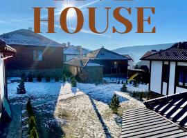 Five House, villa in Skhidnitsa