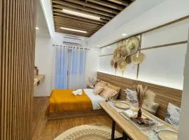 Zen Haven Oasis Free Pool Pet Friendly w Alexa and Netflix