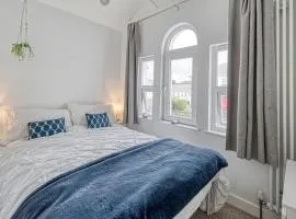 Host & Stay - Sail Loft