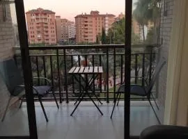 Apartamento con balcón cerca del centro