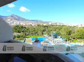 812 BENALBEACH. 1ºLinea de Playa. Vistas a la piscina y la montaña.