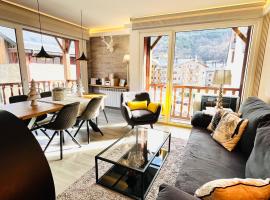 UP BENASQUE FLOR de NIEVE – hotel w mieście Benasque