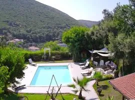 Casa De Crescenzo con piscina