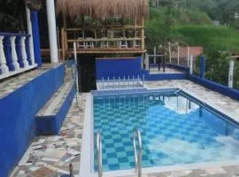 Finca con piscina en Copacabana