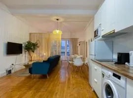 Victoria Studio II