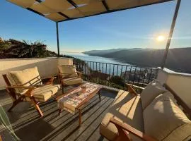 Amor, flat with private hot tub, breathtaking views and free parking in a garage, bookable all year round, Also take a look at our flat Coccolina