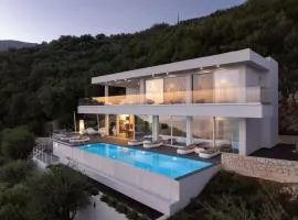 Villa Anax