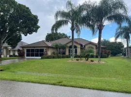 Broadmoor House 3br, 2ba, Wheated Pool, Sleeps 6