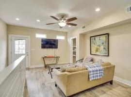 DIberville Delight about 2 Mi from Beach and Casinos!