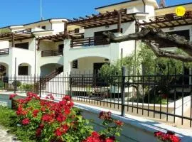 Residence Samos C6 - Pineto Vacanza