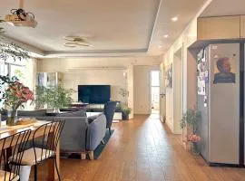 Shanghai Hills & Moment Family house close to The Bund