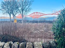 3 Bedroom harbourside apartment, Queensferry, 10 miles from Edinburgh, alquiler vacacional en la playa en Queensferry