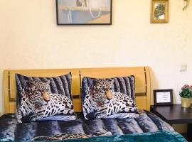 Room in a Private House 5 min from Airport Riga, homestay in Rīga
