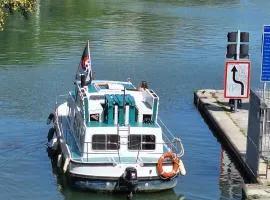 BOAT Judy proche PARIS