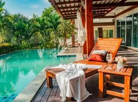 Farinda Resort & Pool Villa
