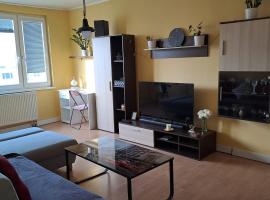 Príjemný byt s výhľadom na Bojnický zámok, hotel in Prievidza