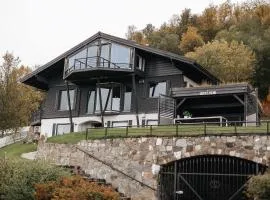Large and lovely villa in Harstad Sentrum with sauna, hot tub and car rental
