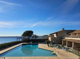 La C&ocirc;te Bleue, hotel med pool i Bouzigues