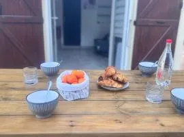 Les pieds dans l'eau T2 E