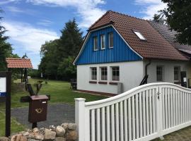 Ferienhaus zur Kranichweide, hotel in Bodstedt