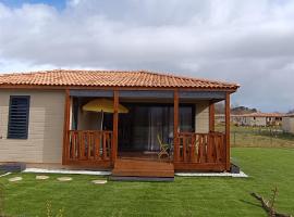Charmant Cottage, hotel i Saubrigues