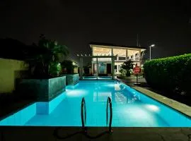Kral Suite in Las Piñas