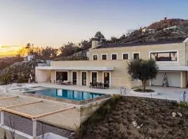 Jerina Mansion