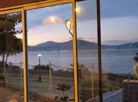 CHALET de la plage, hotel v destinaci Porticcio