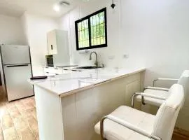 Casa Mono - Beach Walk Bungalows