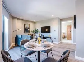 Leeds City Skyline Views - 2 Bed Flat