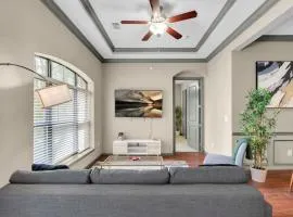 Cozy 2BR- Pool,Gym,Pkng,Near BOK Ctr&Arts Dstrct
