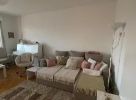 Lantana Camara apartment