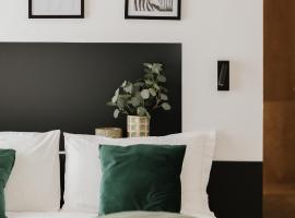 Residence Degli Aranci - Casêta, aparthotel v Anconě