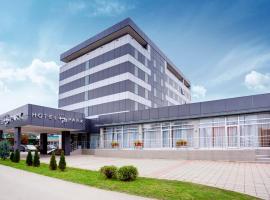 Hotel Monogram Park, hotel s jacuzzi v destinaci Ruma