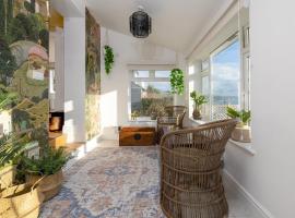 루에 위치한 방갈로 Luxury Cornish Seaview Bungalow