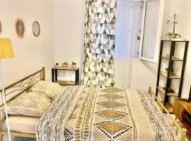 Studio à 5 mn à pied de la gare Saint-Roch