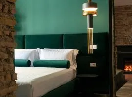 Colonna Collection