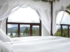 6 Ensuite Bedrooms-Sleeps 12-Garden-Sea & Mtn View