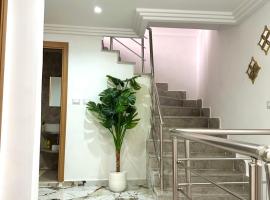 Luxurious Triplex Carthage, villa in Carthago