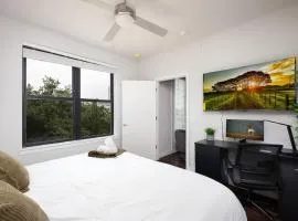 1BR Oasis w Pool&Parking, Near Rvrwlk & Conv Ctr