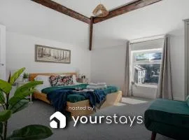 Hulley House by YourStays - Superb house near Hurdsfield Business Park, perfect for Astrazenica!