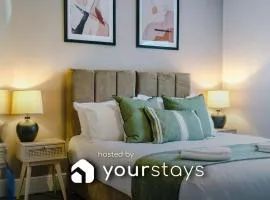 Hartshill House by YourStays