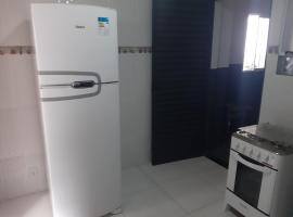 Casa toda mobiliada, hotel i Iguaba Grande