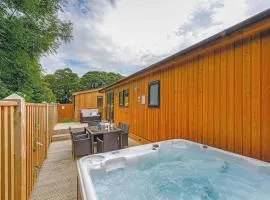 Dovestone Luxury Lodges sleeps 6 - pet free