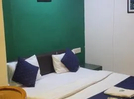 Hotel Isher International