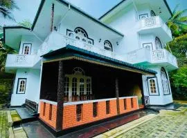 Elegant Stays Bungalow