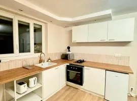 1-Cinema apartment 10 min from Futuroscope