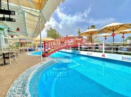 Plaza corniche, hotel v destinaci La Marsa