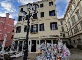 Suite Piazzetta Vigo